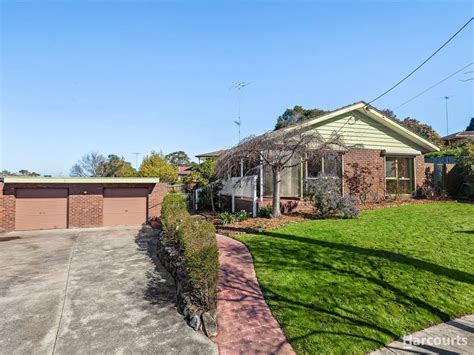 eacorts pakenham|9 Leonard Court, Pakenham VIC 3810 